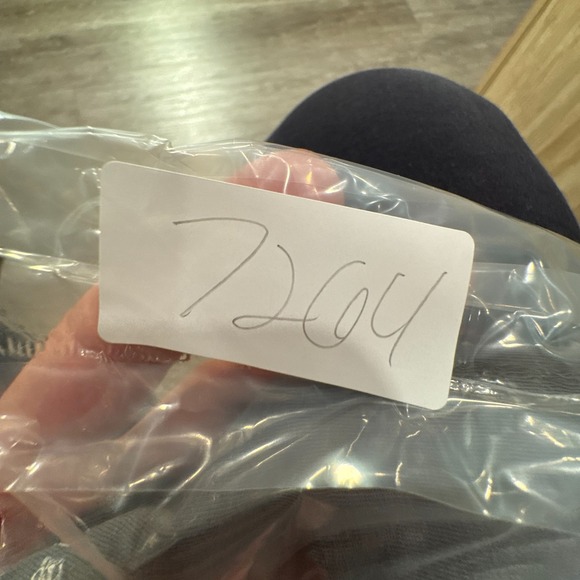 Nirvana Shirt Womens XL Gray Short Sleeve Tee Guitar‎ Graphic Print Band Tee - Picture 9 of 9